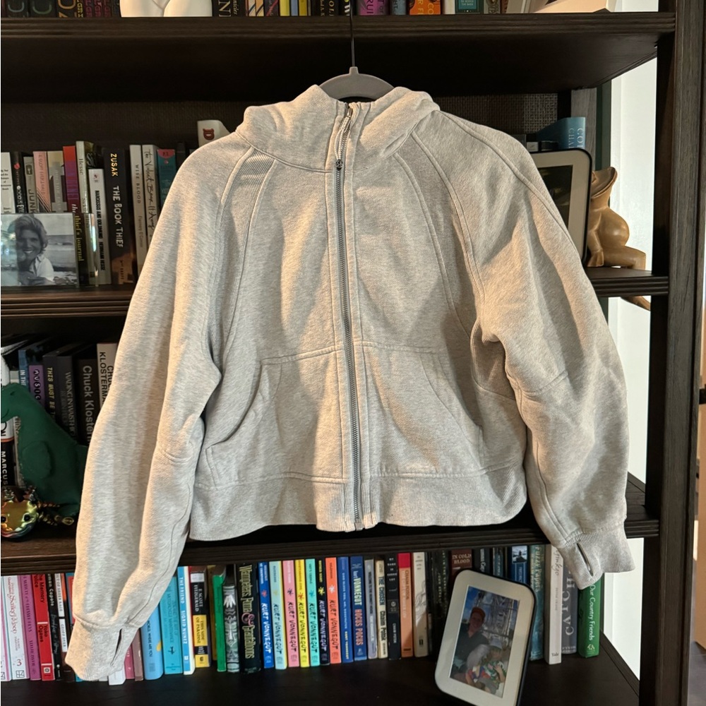 LULULEMON Cropped Hoodie